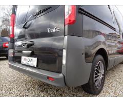 Renault Trafic 2,0 dCi 9.MÍST PASSENGER - 15