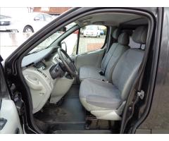 Renault Trafic 2,0 dCi 9.MÍST PASSENGER - 16