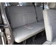 Renault Trafic 2,0 dCi 9.MÍST PASSENGER - 25