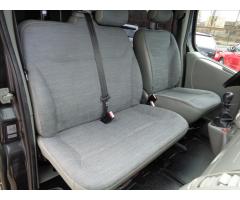 Renault Trafic 2,0 dCi 9.MÍST PASSENGER - 27