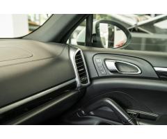 Porsche Cayenne S V8/PDLS/BOSE/Sport.Sedadla/A - 14