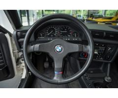 BMW Řada 3 E30 325i Cabrio / Hardtop - 7