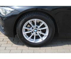 BMW Řada 3 318d ADVANTAGE AUT. LED KŮŽE - 9