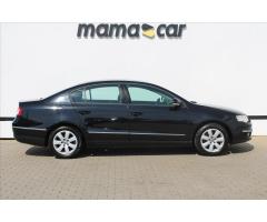 Volkswagen Passat 1.9 TDI 77kW SPORTLINE - 8