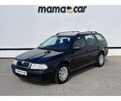 ŠKODA SUPERB COMBI 2.0TDI 140 LAURIN&K 4X4 DSG 7ST