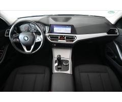 BMW Řada 3 320d 140kW AT8 X-Drive Advantage Záruka až 5 let - 11