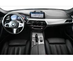 BMW Řada 5 3,0 540d 235kW Steptronic X-Drive Záruka až 5 let - 11