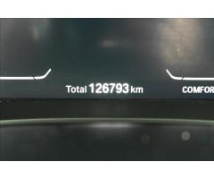 BMW Řada 5 3,0 540d 235kW Steptronic X-Drive Záruka až 5 let - 14