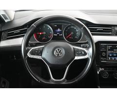 Volkswagen Passat 2,0 TDI 110 kW BUSINESS Záruka až 5 let - 16