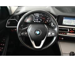 BMW Řada 3 320d 140kW AT8 X-Drive Advantage Záruka až 5 let - 16