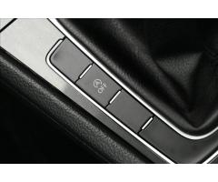 Volkswagen Golf 1,6 TDI 85 kW NAVIGACE Záruka až 5 let - 23