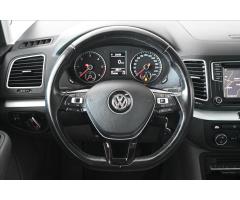 Volkswagen Sharan 2,0 TDI 110 kW 7/MÍST Záruka až 5 LET - 17
