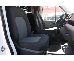 Volkswagen Crafter 2,0 TDi 130kW DSG L2H1 Záruka až 5 let - 9