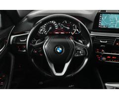 BMW Řada 5 530d 195 kW AT8 SPORT-LINE Záruka až 5 let - 16