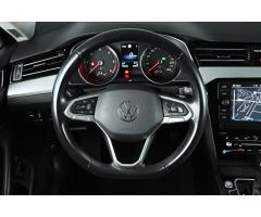 Volkswagen Passat 2,0 TDi 110kW DSG Business Záruka až 5 let - 16