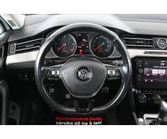 Volkswagen Passat 2,0 TDI 110kW DSG Highline ZÁRUKA AŽ 5 LET - 16