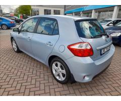 Toyota Auris 1,6 VVT-i Terra Cool - 8