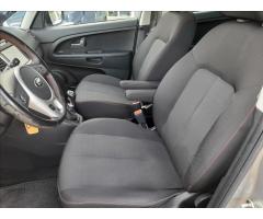 Kia Venga 1,6 CVVT Exclusive - 8