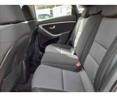 Hyundai i30 1,6 GDi Comfort - 10