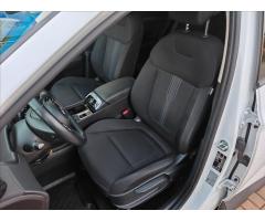 Hyundai Tucson 1,6 CRDi 4x4 AUTOMAT Smart - 11