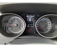 Hyundai i30 1,4 16V Trikolor Komfort - 13