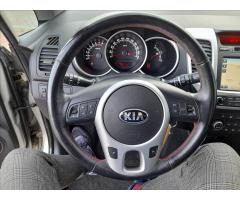 Kia Venga 1,6 CVVT Exclusive - 16