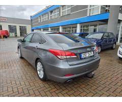 Hyundai i40 2,0 GDi - 8