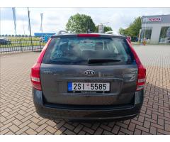 Kia Ceed 1,6 CRDi - 7