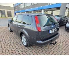 Ford Focus 1,6 i 16V - 8