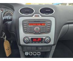 Ford Focus 1,6 i 16V - 10