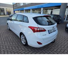 Hyundai i30 1,6 GDi Trikolor - 8