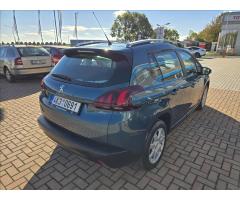 Peugeot 2008 1,2 i PureTech - 6