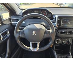 Peugeot 2008 1,2 i PureTech - 11