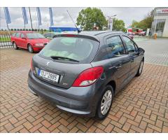 Peugeot 207 1,4 i - 6