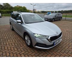 ŠKODA SUPERB COMBI 2.0TDI 140 LAURIN&K 4X4 DSG 7ST