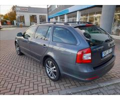 Škoda Octavia 2,0 TDi DSG Style - 8