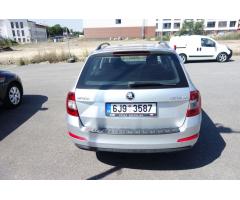 Škoda Octavia 2.0 TDI 110kW DSG Servisováno! - 7