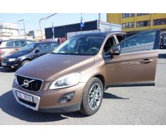 Volvo XC60 T6 Summum AWD ČR ! AUT.! - 8