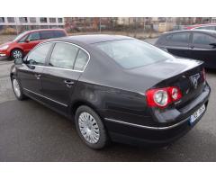 Volkswagen Passat 2.0 FSI 4MOTION HIGHLINE - 8