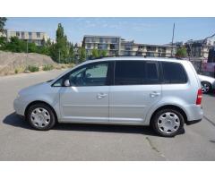 Volkswagen Touran 1.6i Trendline - 11