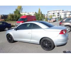 Volkswagen EOS 2.0 TDI Kůže! NAVI! - 13