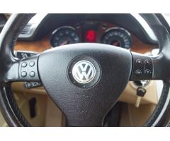 Volkswagen Passat 2.0 FSI 4MOTION HIGHLINE - 13