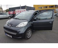 Peugeot 107 1,0l I.maj !! Koup v ČR !! - 15