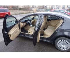 Volkswagen Passat 2.0 FSI 4MOTION HIGHLINE - 24