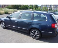 Volkswagen Passat variant 2.0 tdi highline dsg - 9