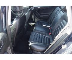 Volkswagen Passat variant 2.0 tdi highline dsg - 21