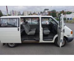 Volkswagen Transporter 2,5i 85kW 9míst !!ČR ! - 13