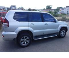 Toyota Land Cruiser 3,0 D-4D 122kW 8míst! Automat - 35