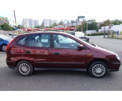 Nissan Almera Tino 1,8i  ČR !  2.MAJITEL !!! - 13