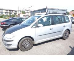 Volkswagen Touran 1.9 TDI 77kW VADNÝ VSTŘIK - 3